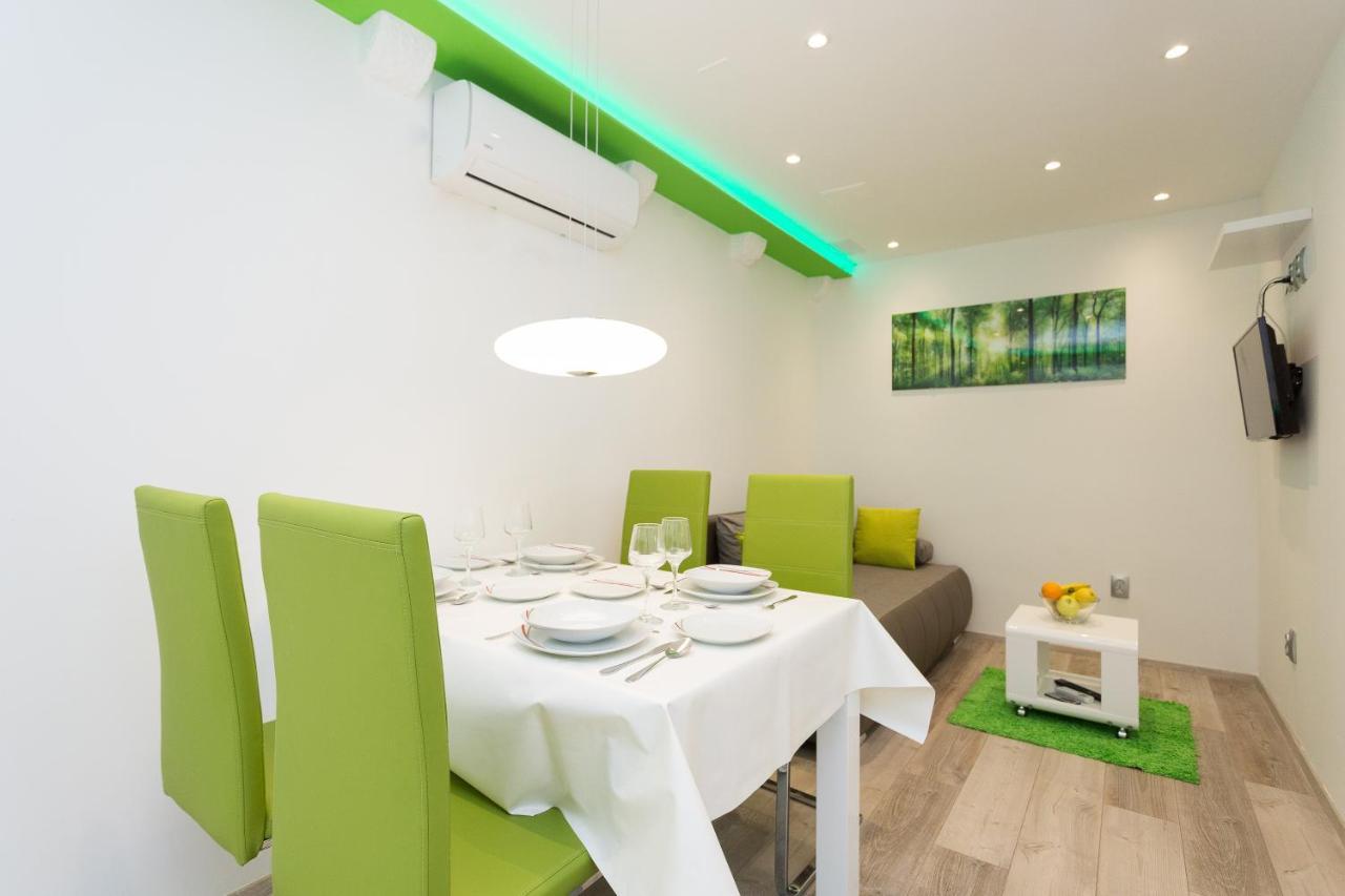 Purple & Apple Green Apartment Split Exterior foto